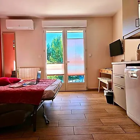 Revigora Aparthotel 4*