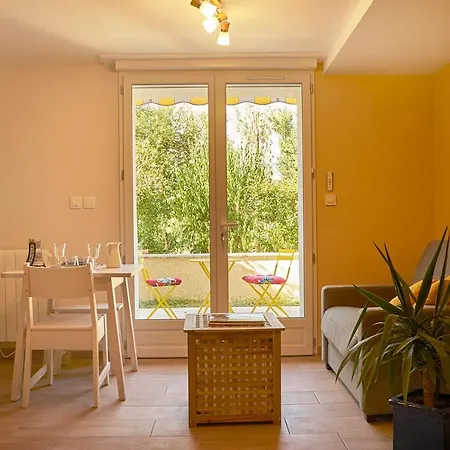 Aparthotel Revigora 4*