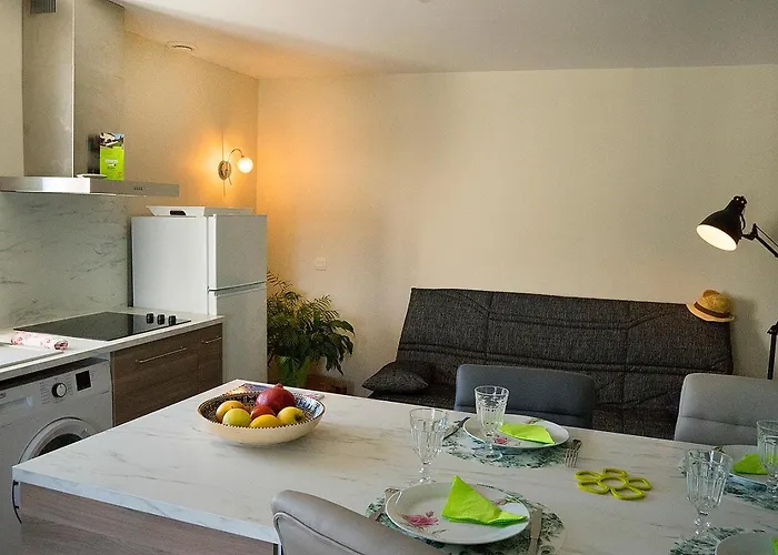 Apart-hotel Revigora 4*