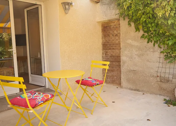 Revigora Aparthotel