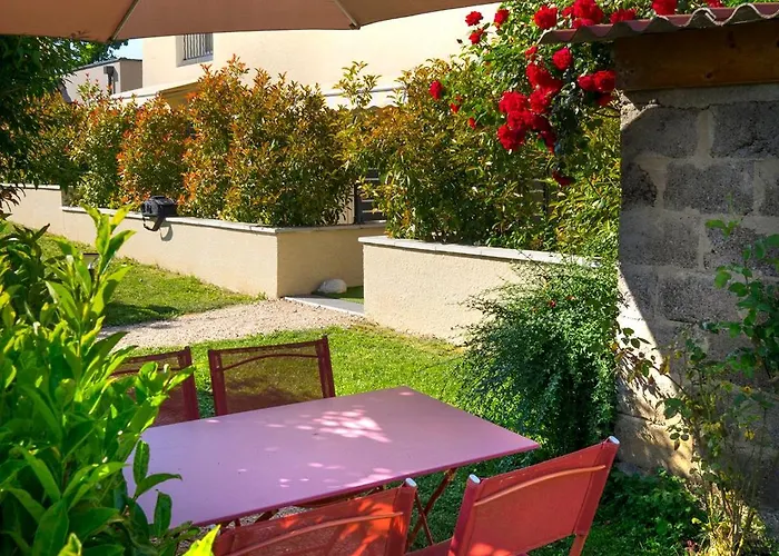 Apart-hotel Revigora