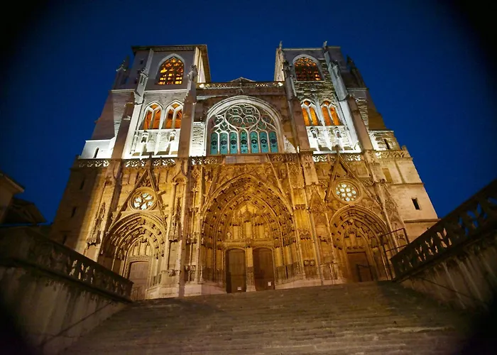 Revigora 4* Vienne (Isere)